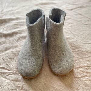 Glerups wool booties